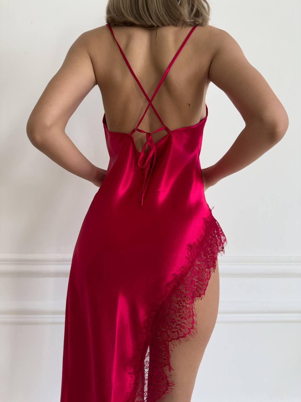 Luxora Red Saten Gecelik
