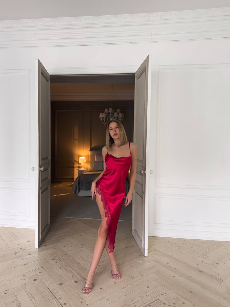 Luxora Red Saten Gecelik